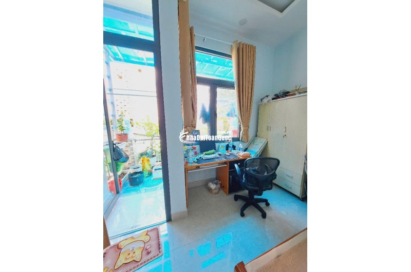 Bán nhà 100m2, 3 tầng, 3PN, 4WC, Trung Mỹ Tây 2A, Q12, 5.6 tỷ - Sổ Hồng